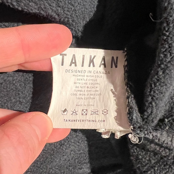 TAIKAN VANCOUVER CANUCKS hoody men's large - Picture 6 of 6